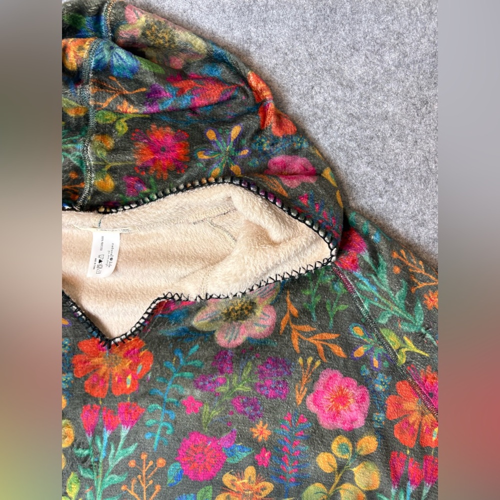 Natural Life Oversized Cozy Blanket Hoodie One size Multi Flora - Picture 3 of 10